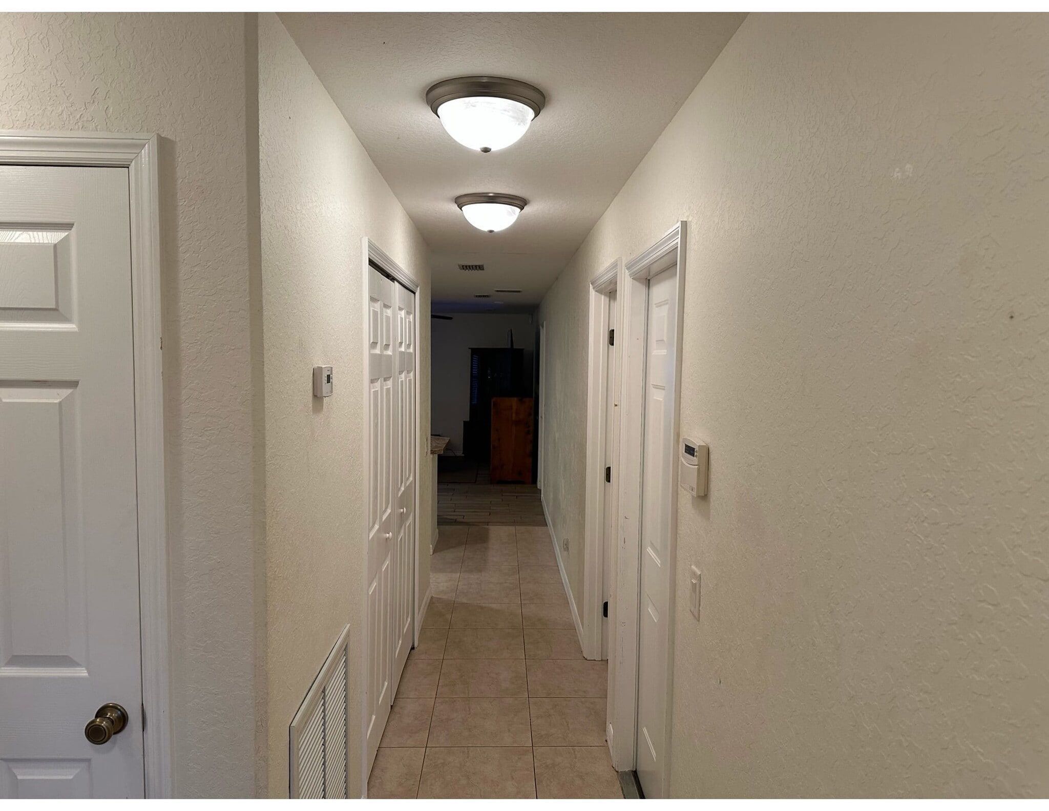 Building Photo - 221 Beech Way NW