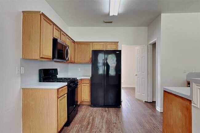 Building Photo - 5211 Sherilynn Dr