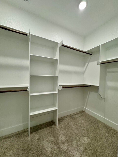 Building Photo - 12 Beneraird Ln