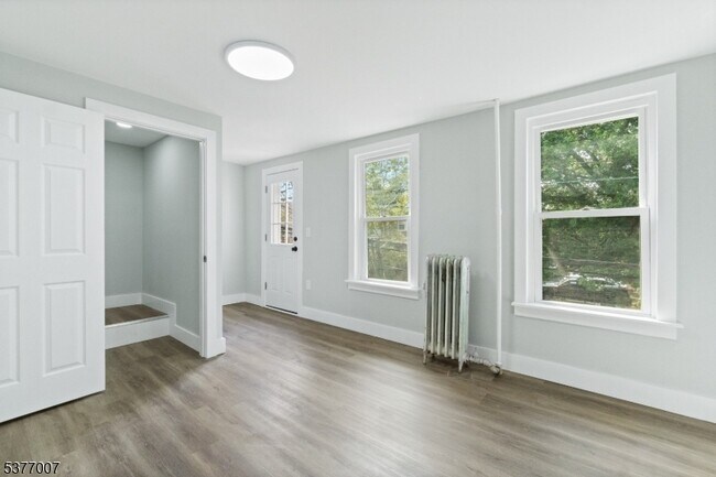 Building Photo - 114 Littleton Ave