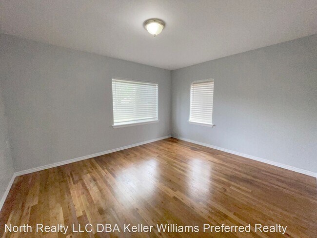 Building Photo - 2 br, 1 bath House - 3160 Kendall Street, ...