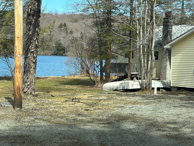 Building Photo - 38 Jay Vee Wy