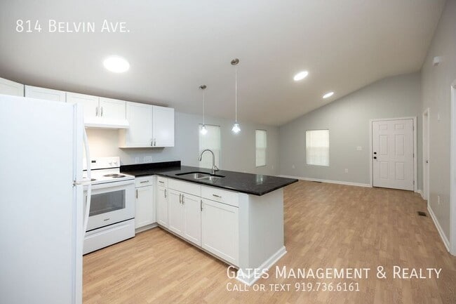 Building Photo - 814 Belvin Ave