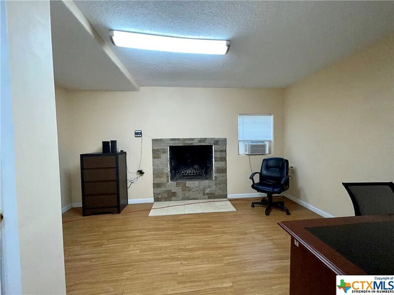 Building Photo - 2905 Taft St