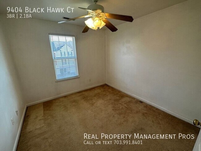 Building Photo - 9404 Black Hawk Ct