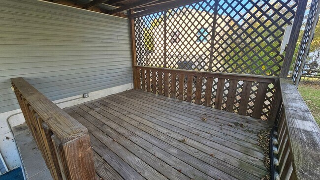 Building Photo - 1258 Richard Ct