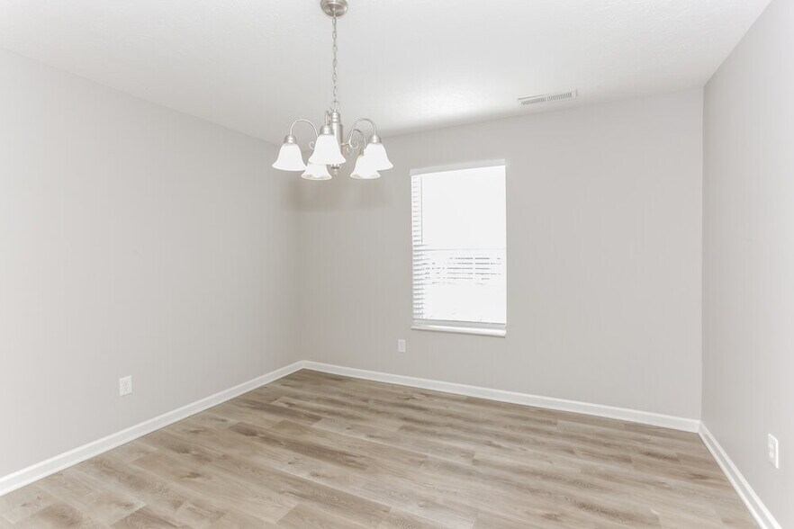 Building Photo - 8850 Benjamin Ln