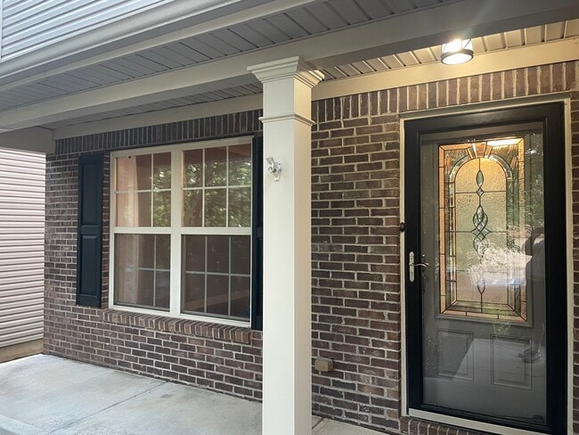 Building Photo - 940 Sunny Slope Trace