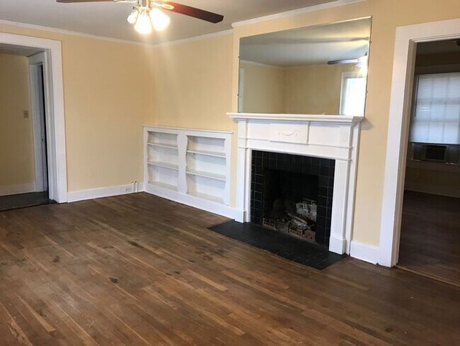 Building Photo - Two bedroom near downtown Morganton
