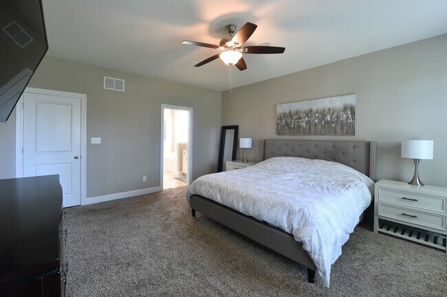 Building Photo - 72 Kimball Grove Ct