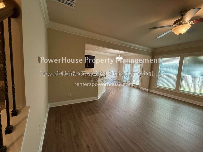 Building Photo - 1045 Township Cir