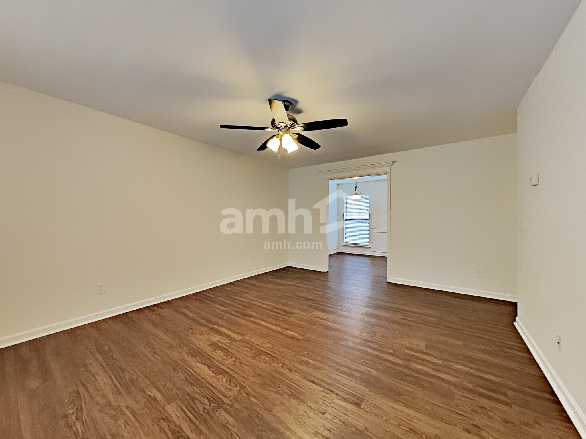 Building Photo - 3318 Diamond Ct