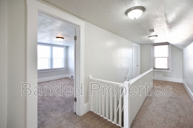 Building Photo - 2467 S 700 E