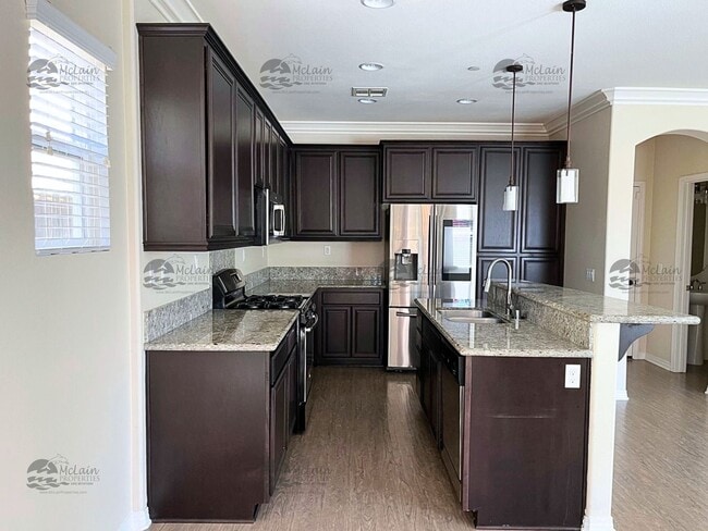 Building Photo - Charming 3BR/3BA Home in Welcoming Tesoro ...