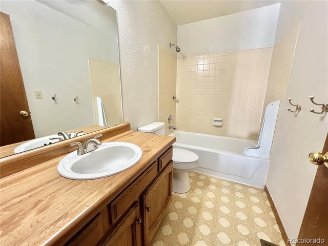 Building Photo - 9393 W Wagon Trail Cir