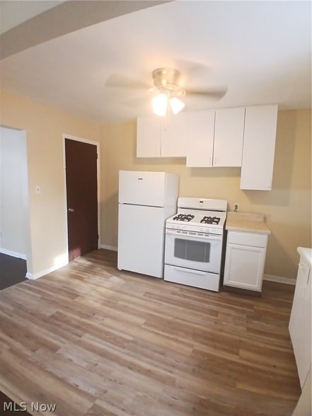 Building Photo - 21 Zents Ave