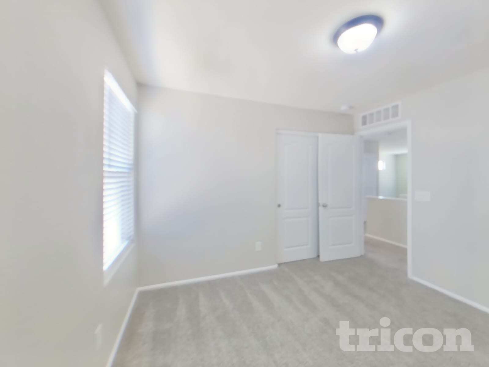 Building Photo - 930 W Mesquite Tree Ln