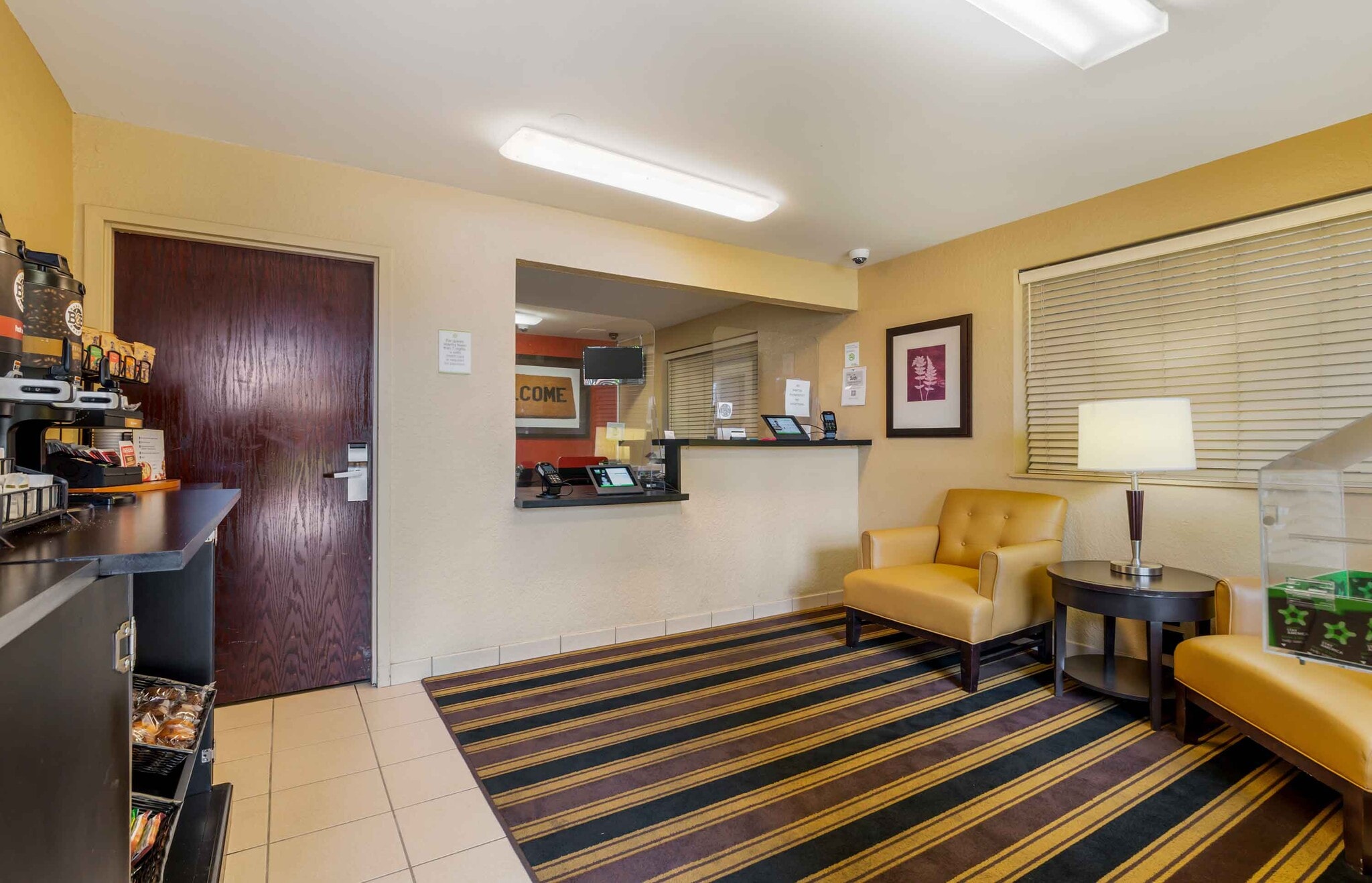 Building Photo - Furnished Studio-Fort Lauderdale-Cypress C...