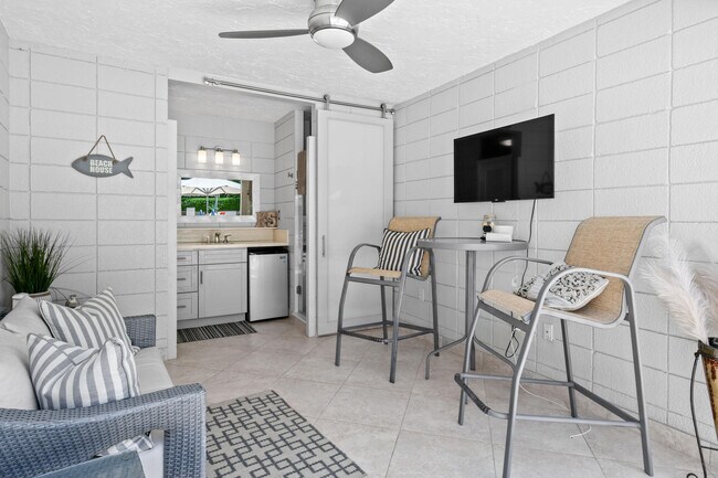 Building Photo - 2774 S Ocean Blvd