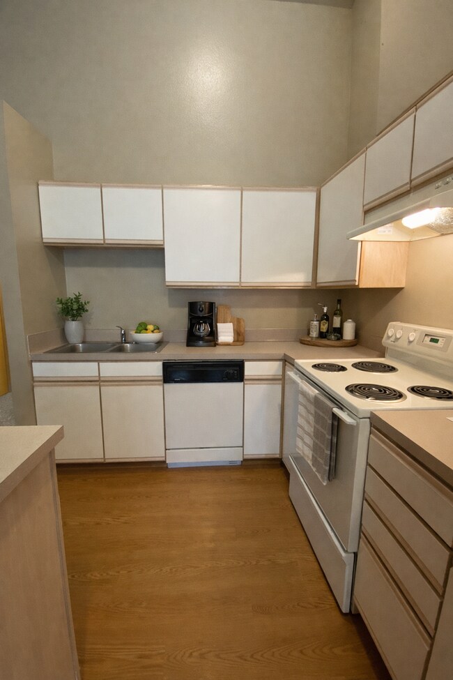 Building Photo - Go Ahead… Bring the Big Sectional!