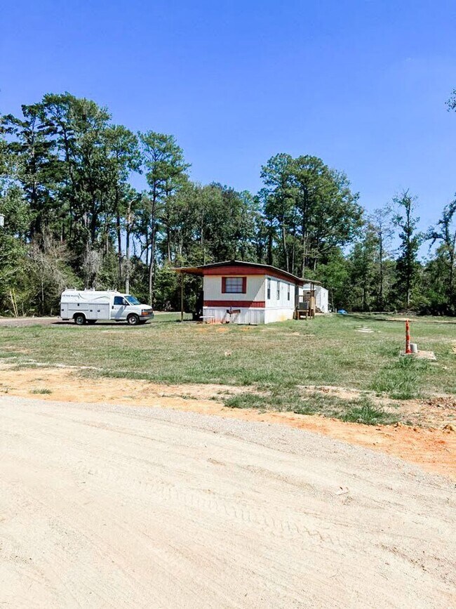 Building Photo - 28262 Pecan St