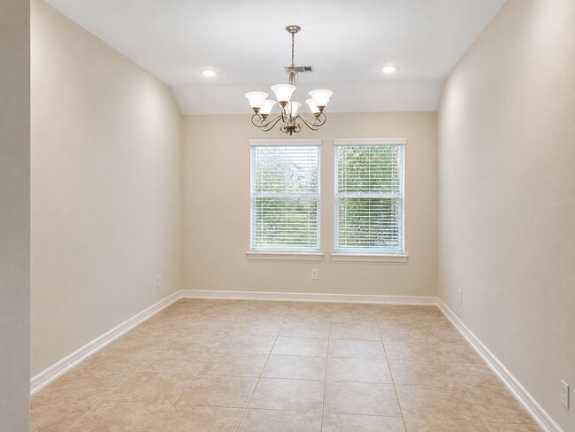 Building Photo - 10306 Hartfield Bluff Ln