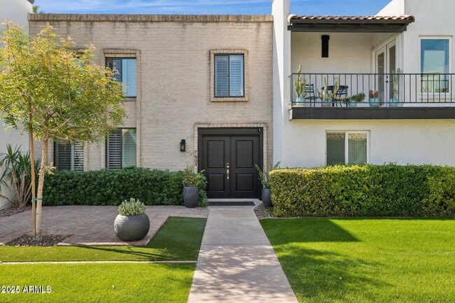 Building Photo - 7694 E Minnezona Ave