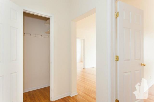 Building Photo - 1 bedroom in Chicago IL 60640