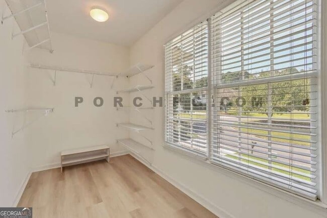 Building Photo - 3210 Kittiwake Cir