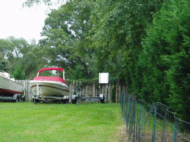 boat storage - 1301 Rogers Rd