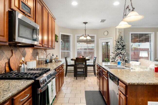 Building Photo - 24647 Hampton Lakes Dr