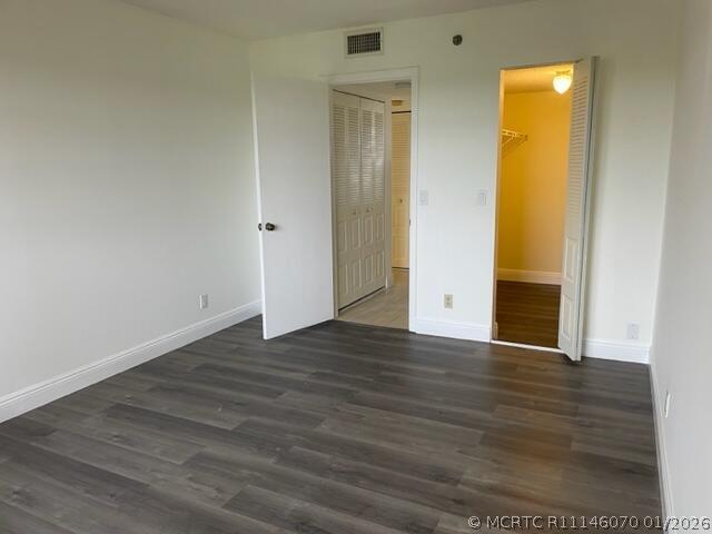 Building Photo - 4640 Lucerne Lakes Blvd W