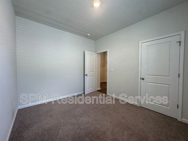 Building Photo - 336 Windy Wds Wy
