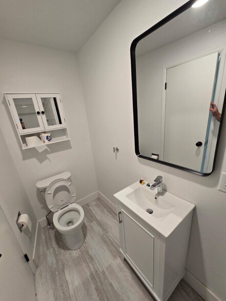 Building Photo - 540 Dunkirk Ave