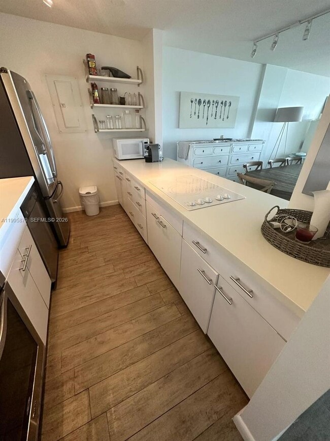 Building Photo - 155 Ocean Ln Dr