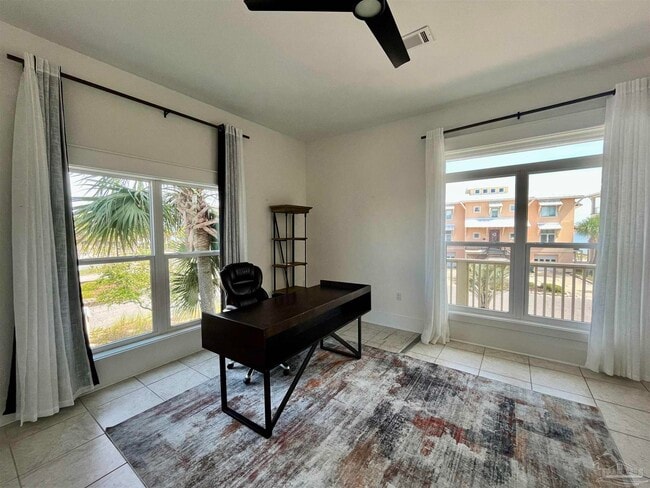 Building Photo - 20 Seashore Dr