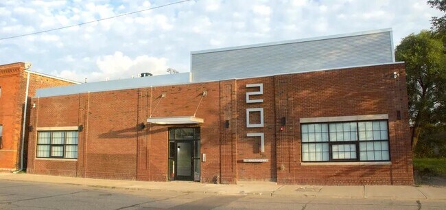 Building Photo - 207 E Baltimore Ave