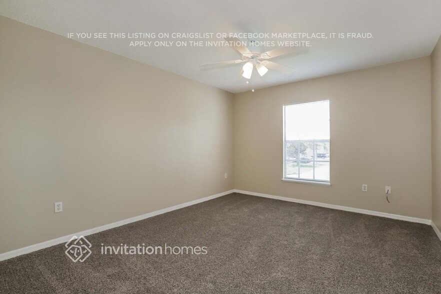 Building Photo - 692 Sunway Ln