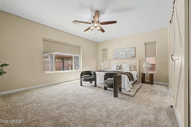 Building Photo - 2937 E Longhorn Dr