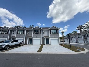 Building Photo - Conway - 3 Bedroom / 2 Bathroom Townhome