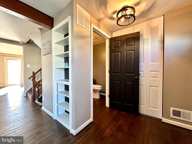 Building Photo - 1351 St Francis Rd