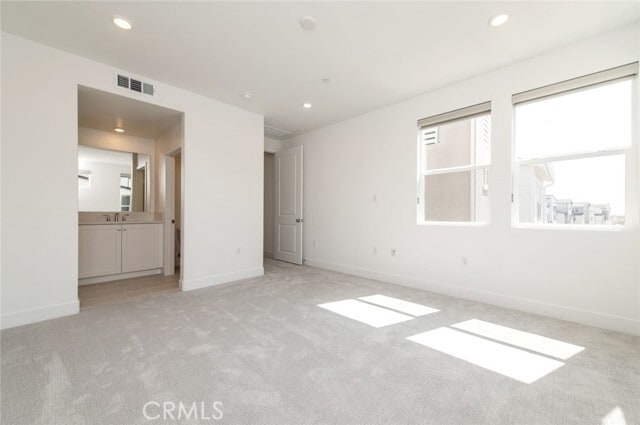 Building Photo - 474 Lobata