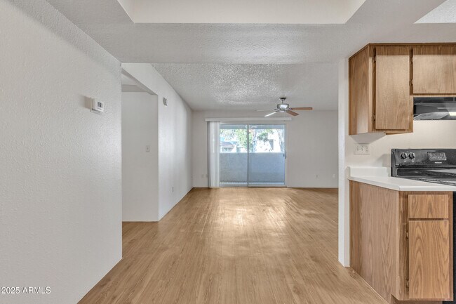 Building Photo - 4444 E Paradise Village Pkwy N