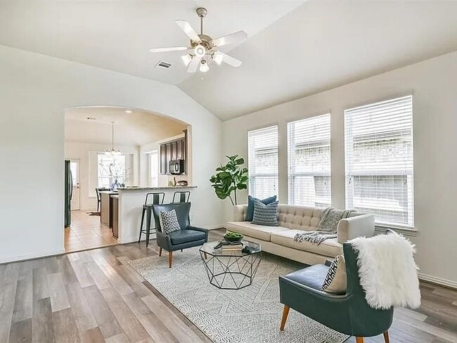 Building Photo - 2125 Sand Ridge Dr