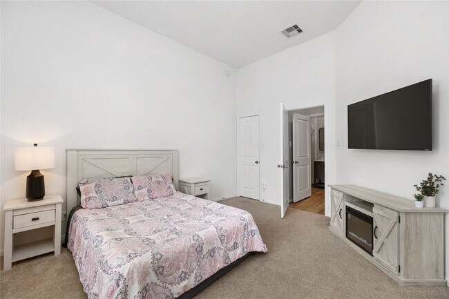 Building Photo - 1259 Tilia Crk Ln