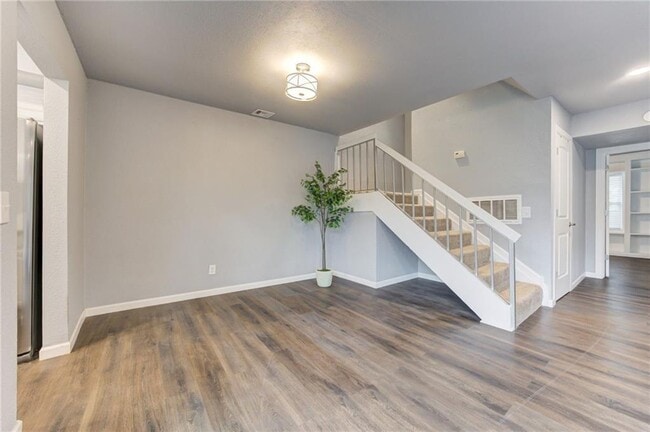 Building Photo - 2833 Indian Creek Blvd