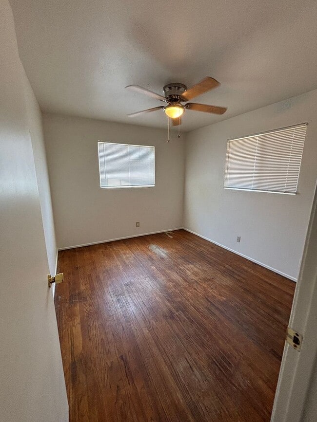 Building Photo - Spacious 3BD/2BA Home with Great Features!