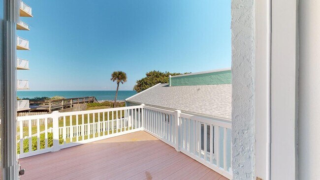 Building Photo - 959 N Hwy A1A