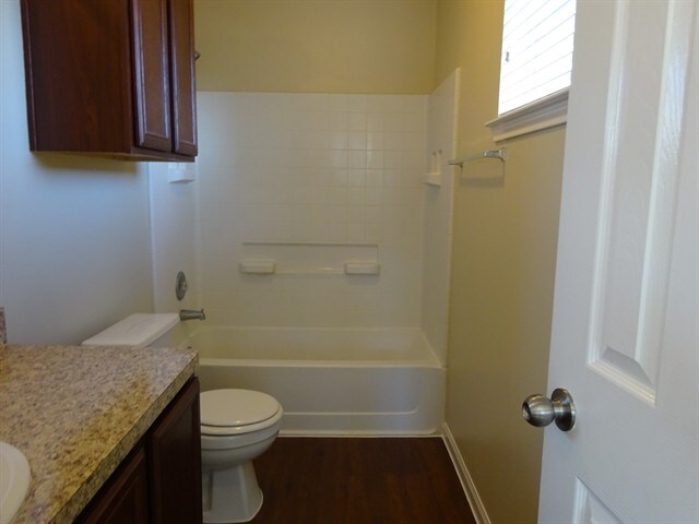 Building Photo - 16355 Royal Fort Ln