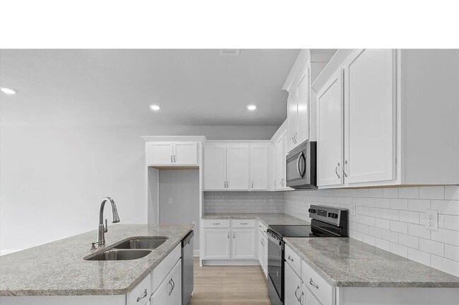 Building Photo - 1316 Newbern Dr